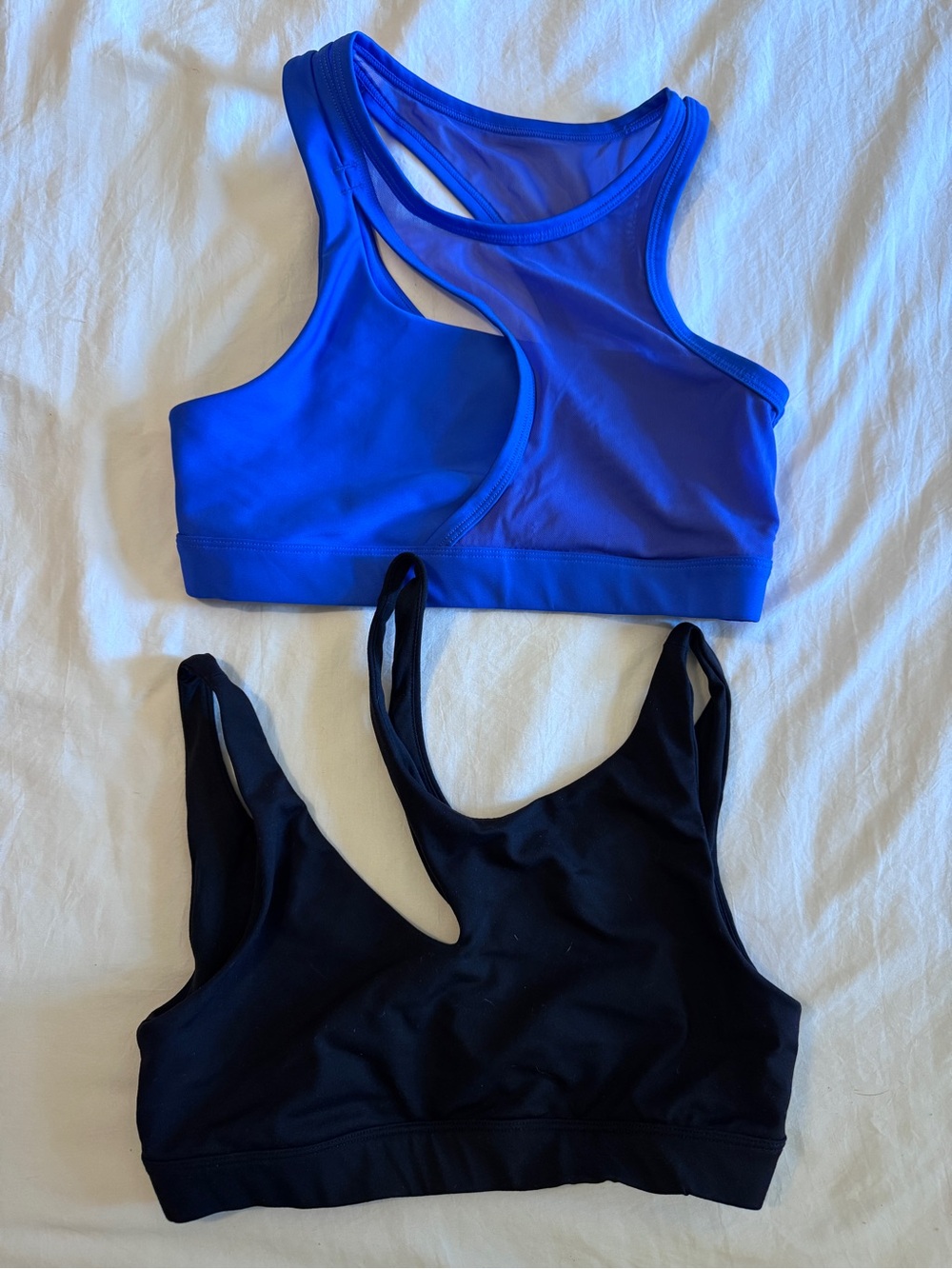 Set of 2! ALO Yoga Women's Racerback Sports Bras - Royal Blue & Black - Picture 4 of 6